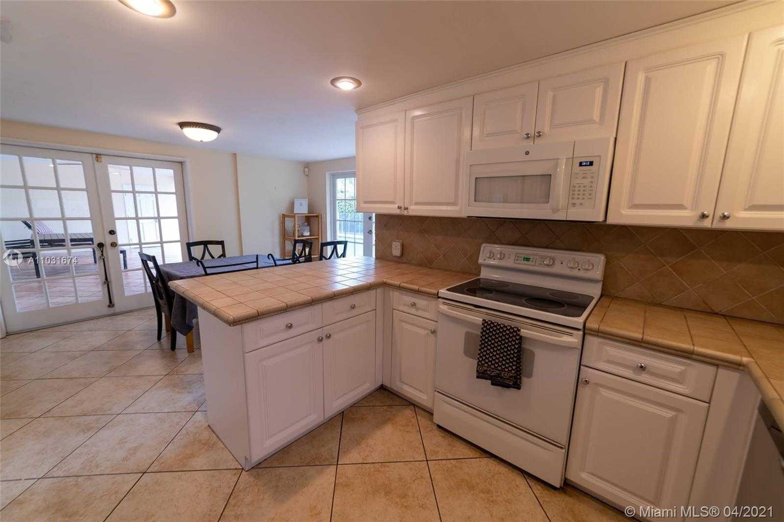 Small Image of 7520 SOUTH WEST 58TH ST, Miami Number 9