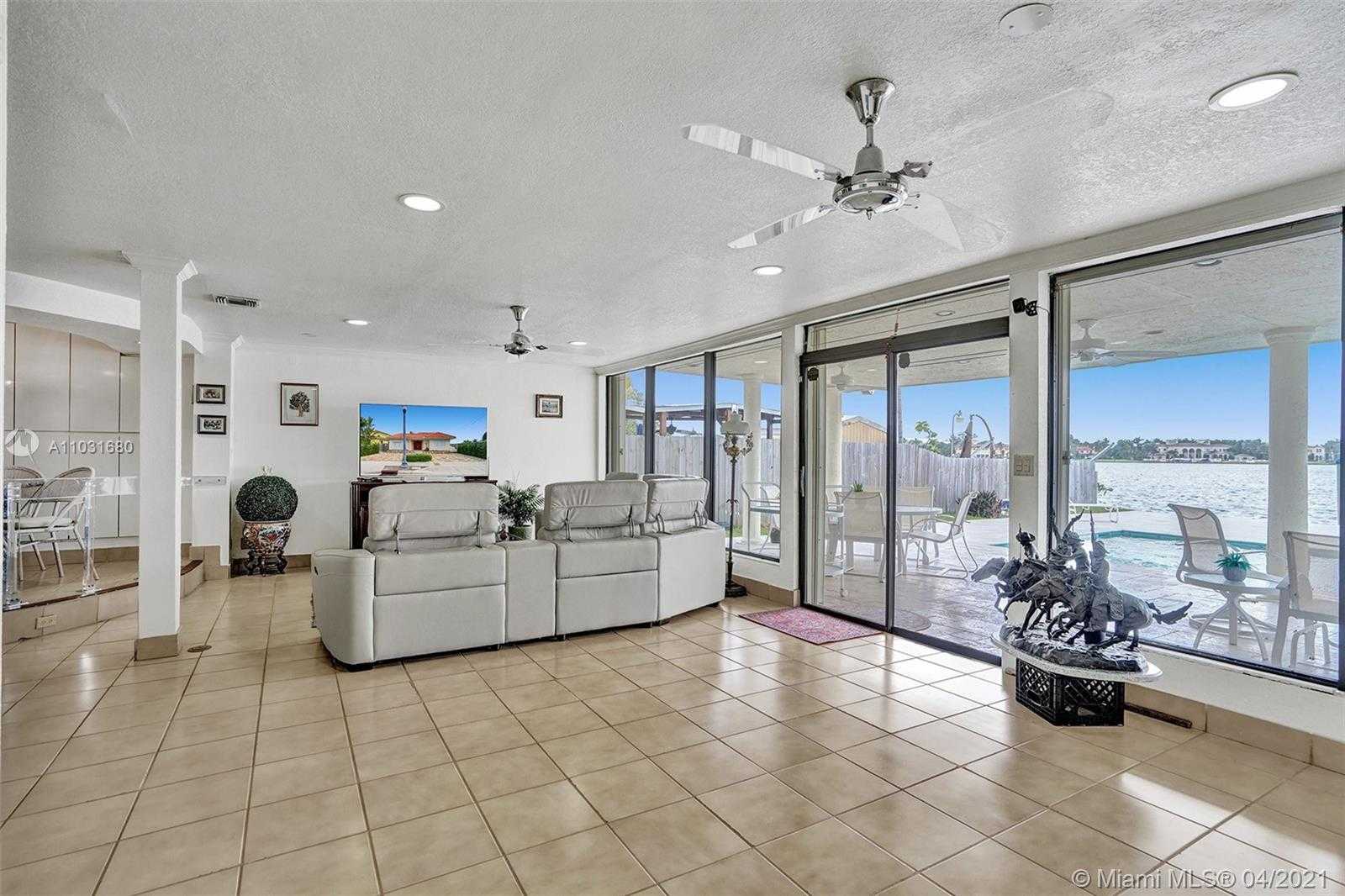 Small Image of 1171 STILLWATER DR, Miami Beach Number 18