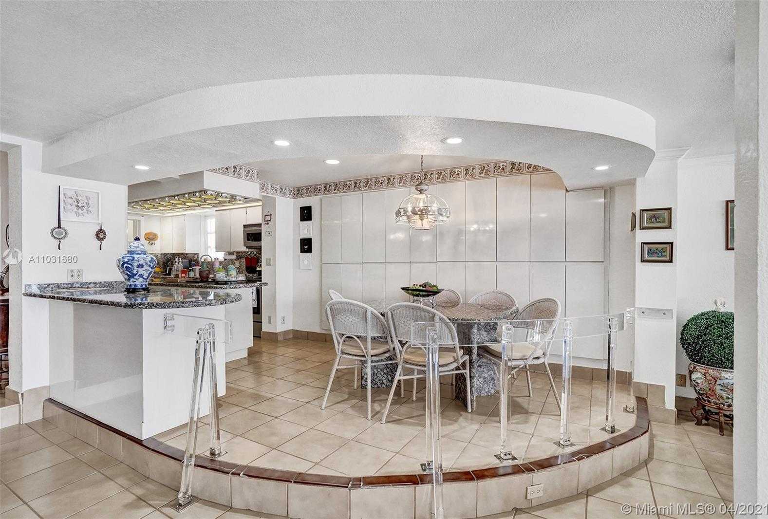 Small Image of 1171 STILLWATER DR, Miami Beach Number 20