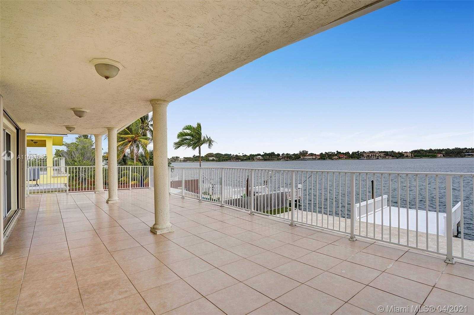 Small Image of 1171 STILLWATER DR, Miami Beach Number 22