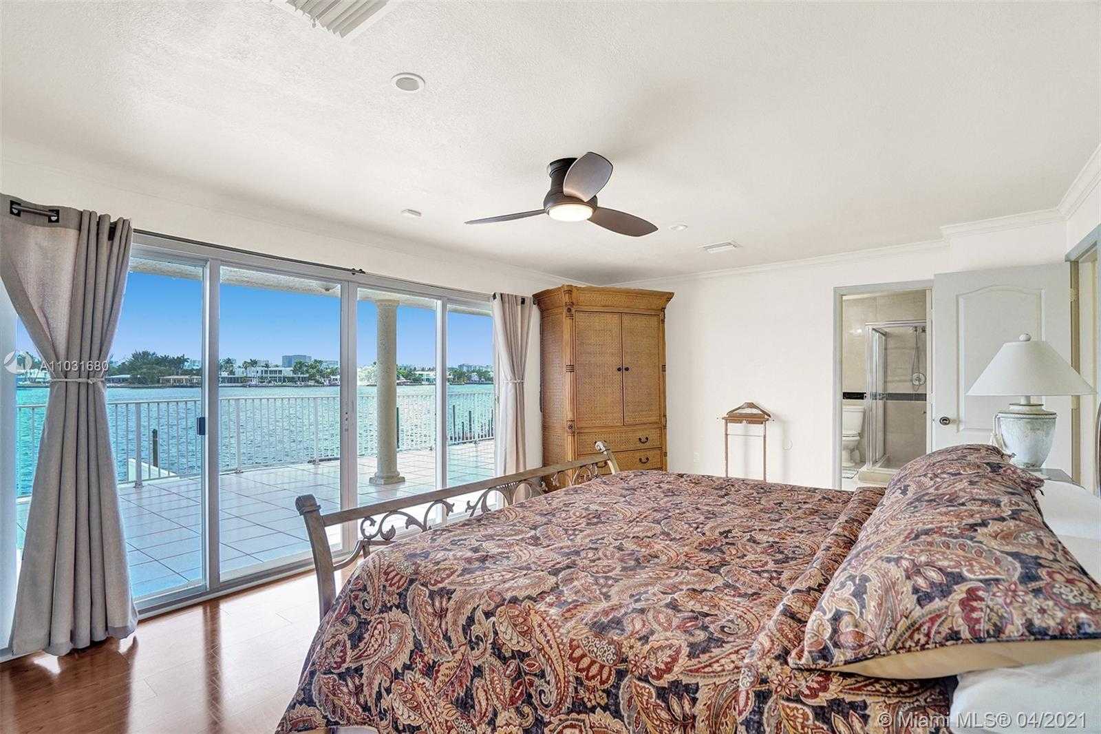Small Image of 1171 STILLWATER DR, Miami Beach Number 23