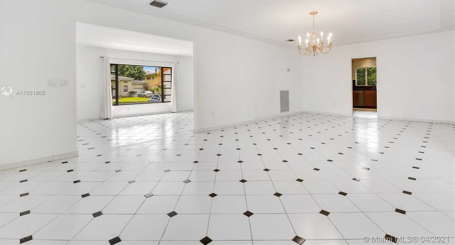 Small Image of 621 ESCOBAR AVE, Coral Gables Number 3