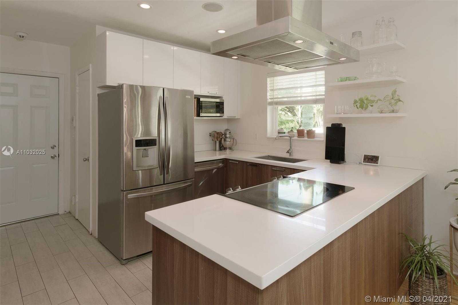 Small Image of 400 NORTH EAST 102ND ST, Miami Shores Number 5