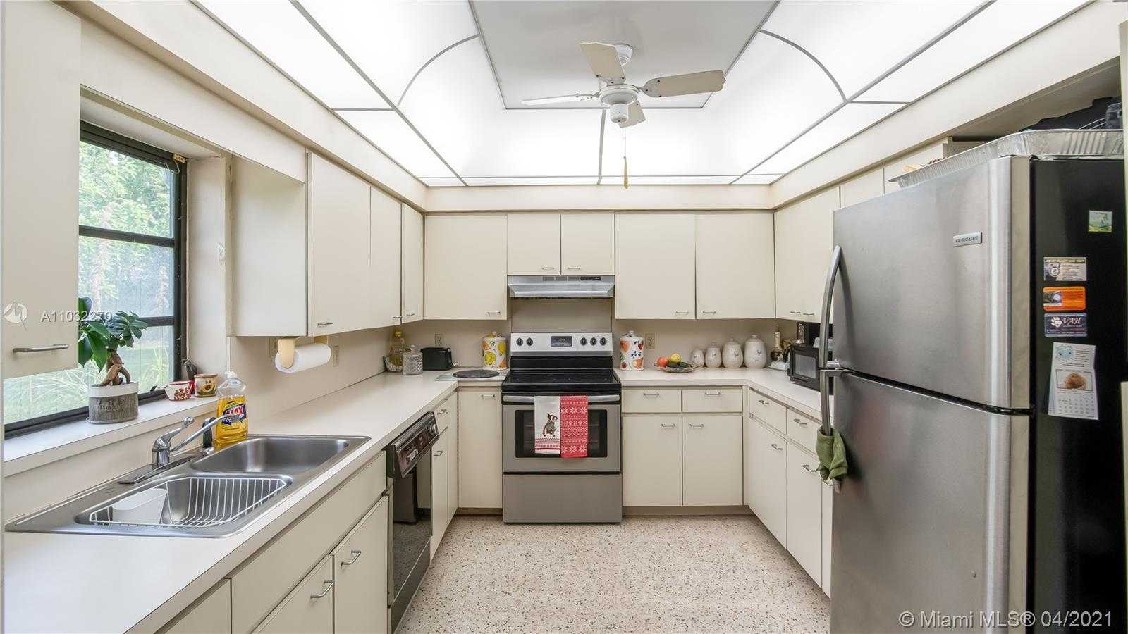 Small Image of 6301 WEST BROWARD BLVD, Plantation Number 7