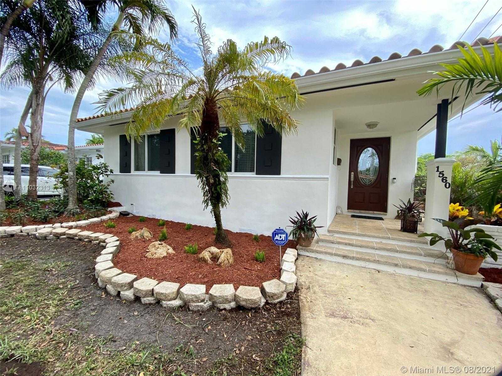 Small Image of 1560 CATALONIA AVE, Coral Gables Number 5