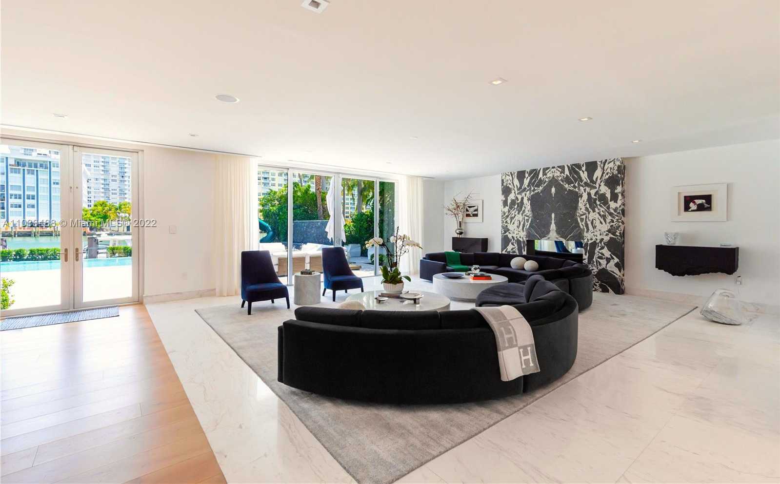Small Image of 5711 PINE TREE DR, Miami Beach Number 14