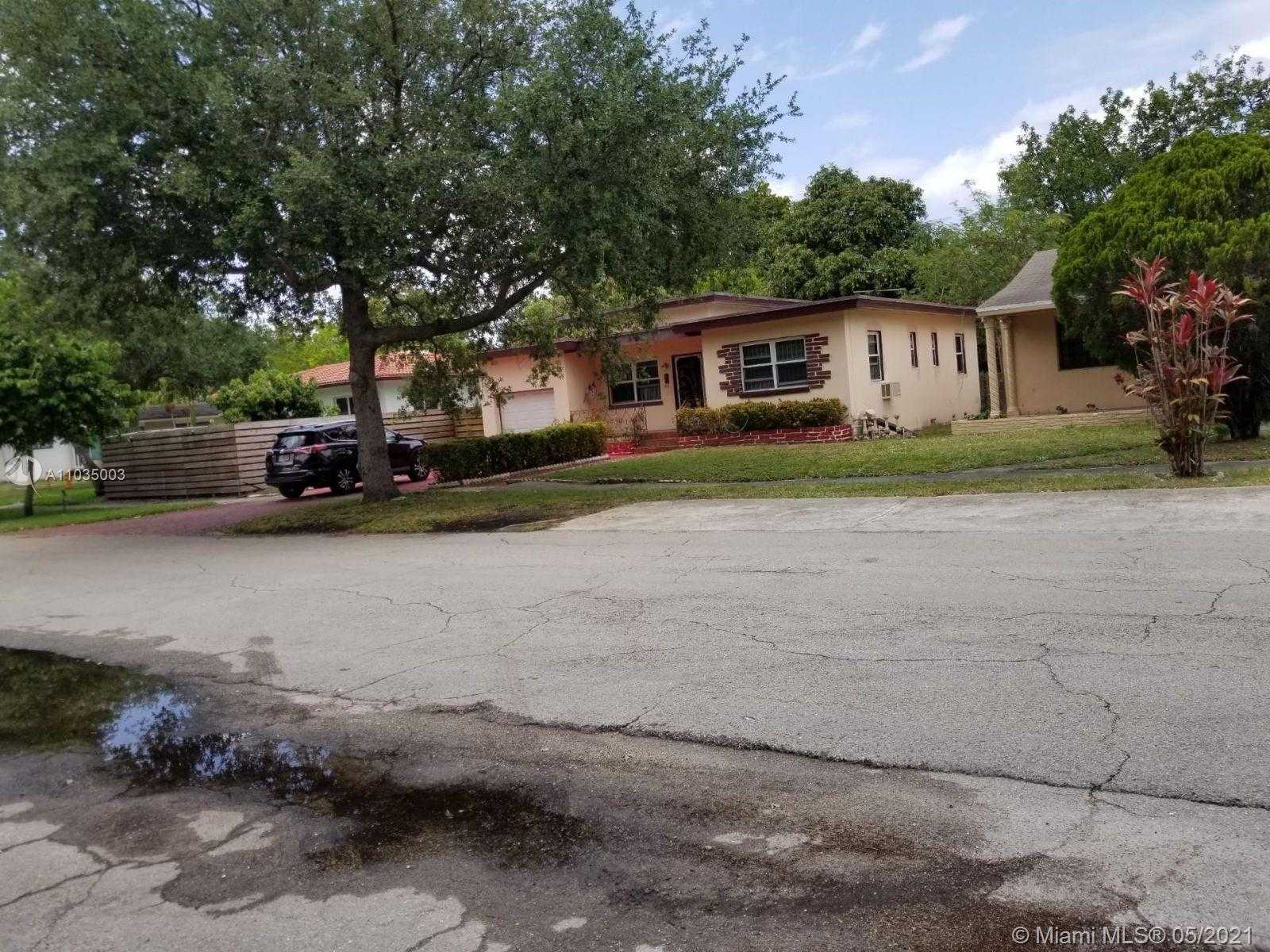 Small Image of 311 NORTH EAST 90TH ST, El Portal Number 2