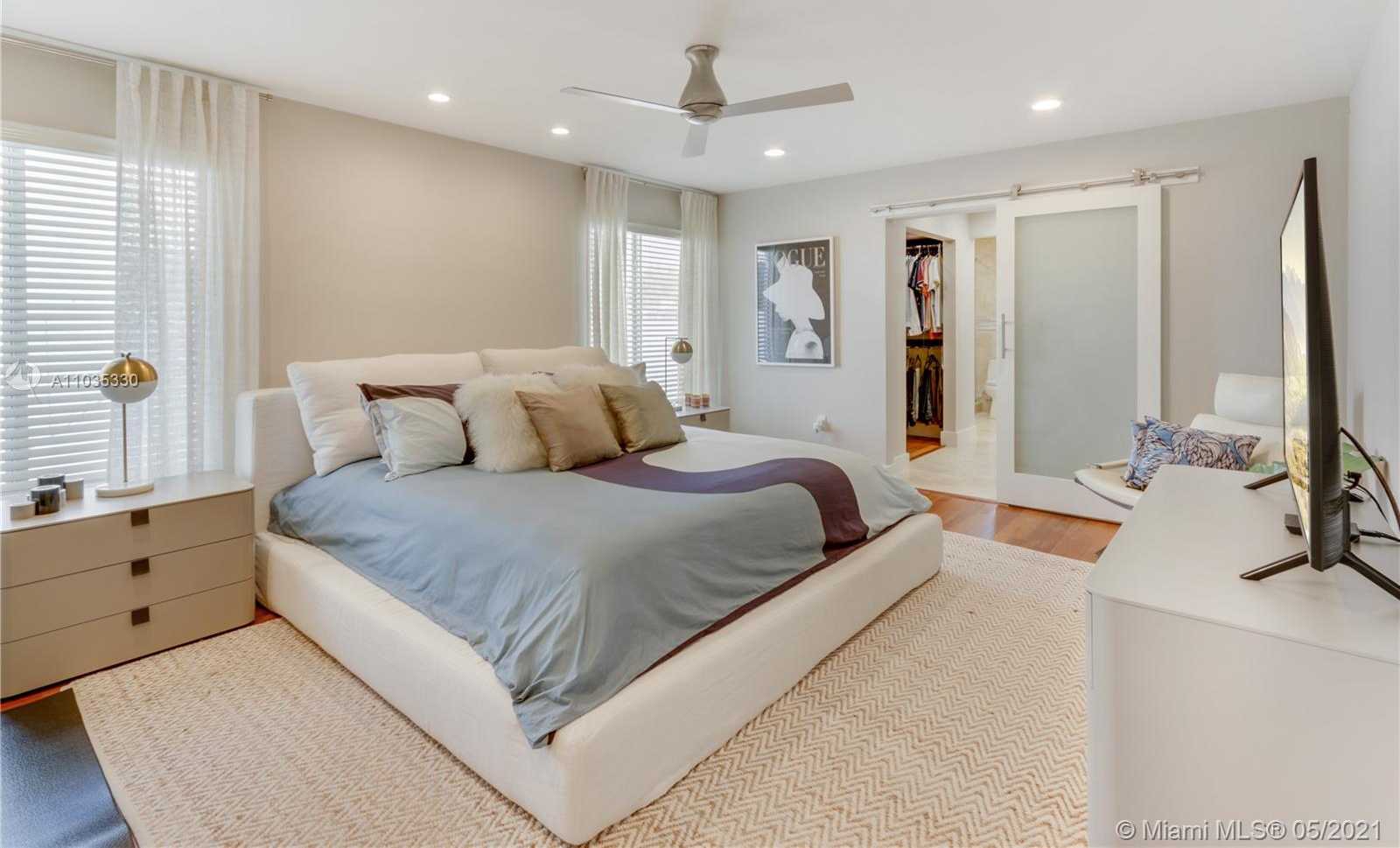 Small Image of 3361 NORTH EAST 170TH ST, North Miami Beach Number 14