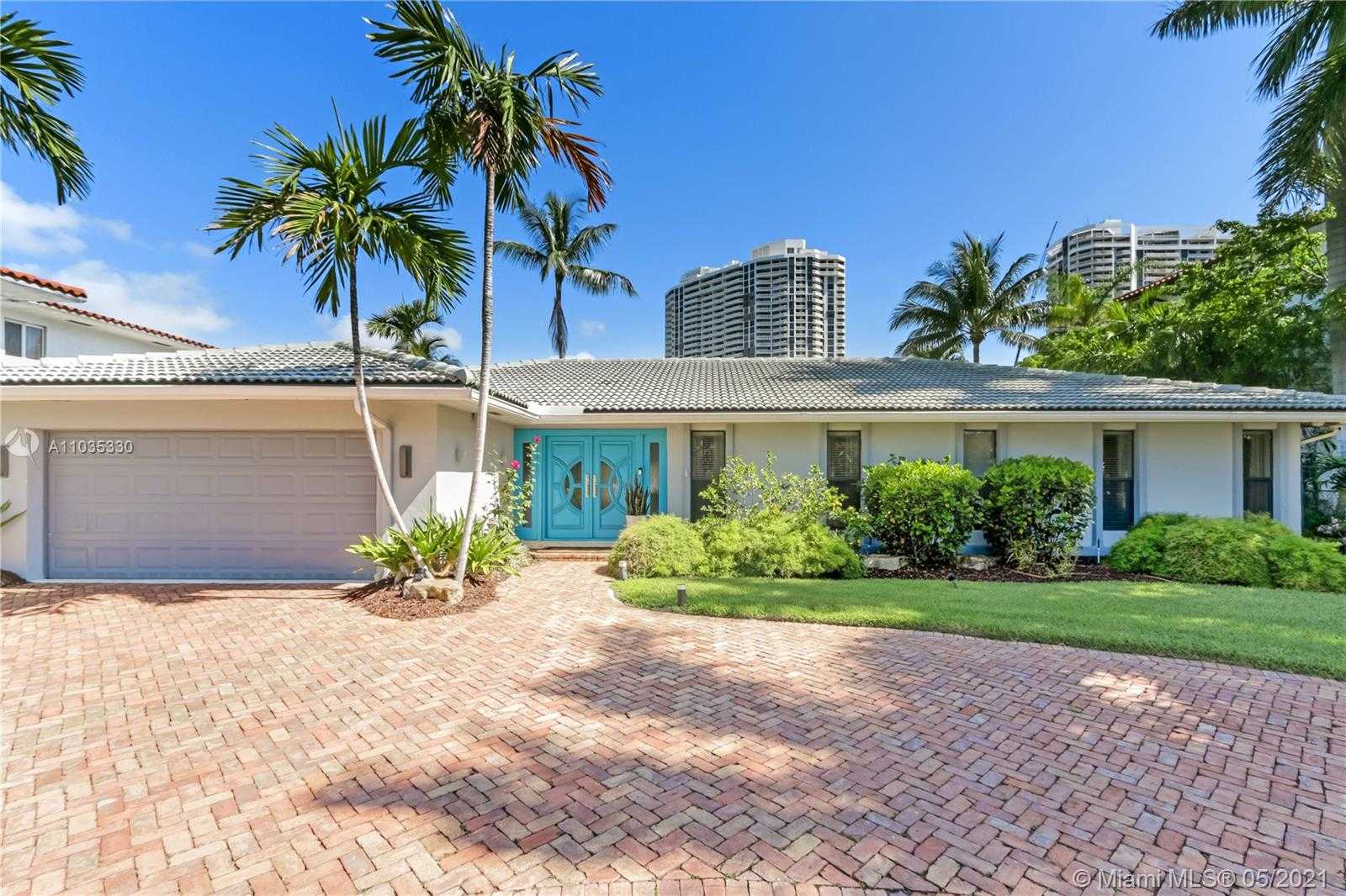 Small Image of 3361 NORTH EAST 170TH ST, North Miami Beach Number 2