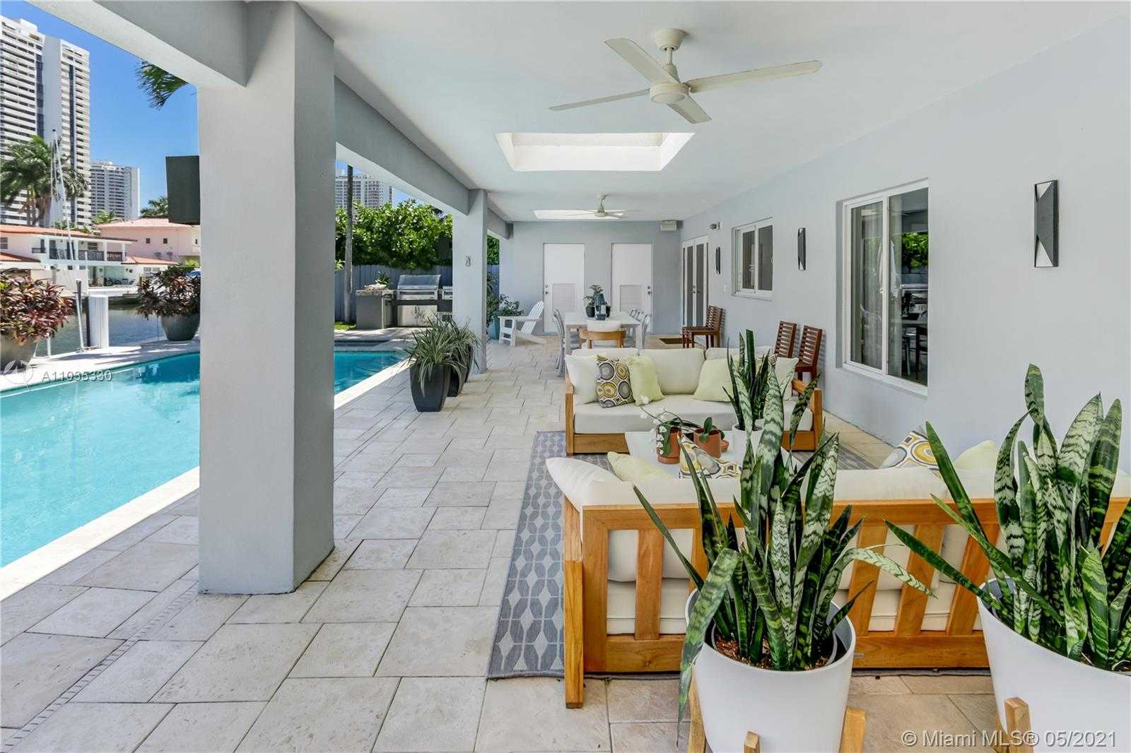 Small Image of 3361 NORTH EAST 170TH ST, North Miami Beach Number 26