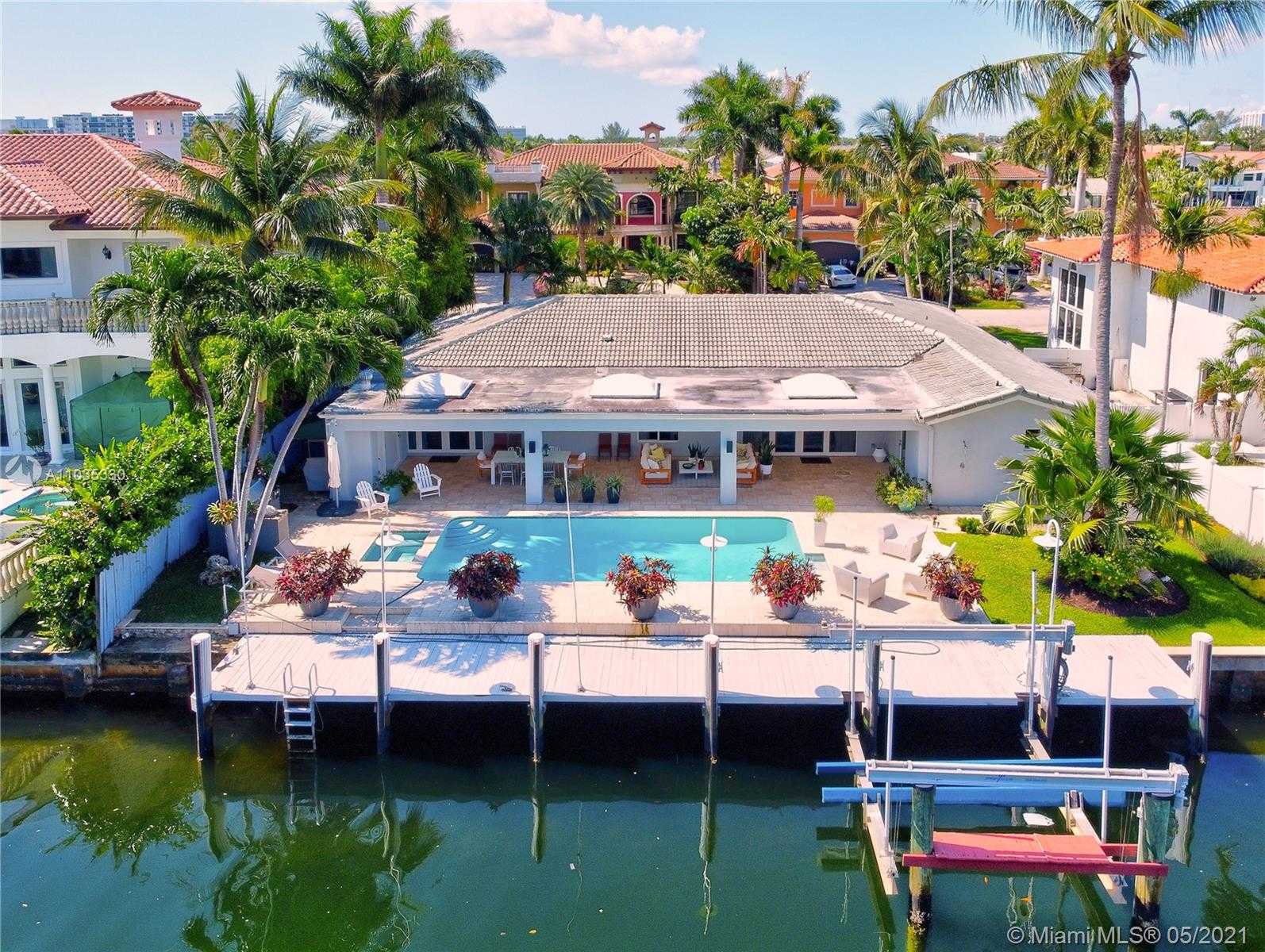 Small Image of 3361 NORTH EAST 170TH ST, North Miami Beach Number 31