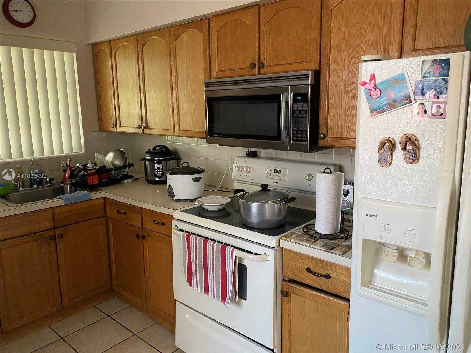 Small Image of 5727 SOUTH WEST 3RD STREET, Miami Number 25