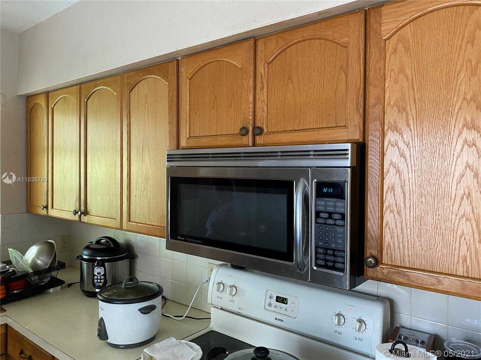 Small Image of 5727 SOUTH WEST 3RD STREET, Miami Number 5