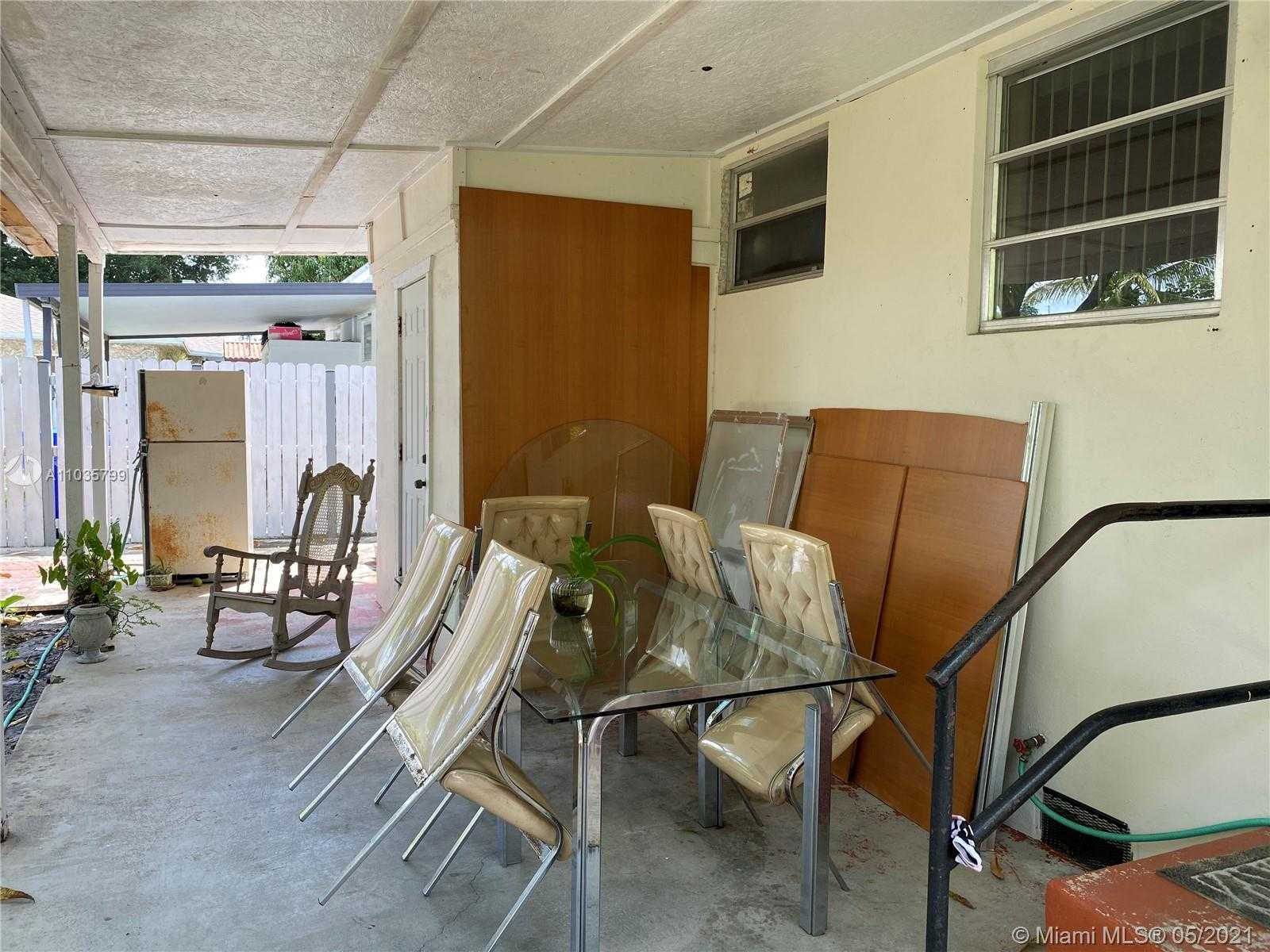 Small Image of 5727 SOUTH WEST 3RD STREET, Miami Number 7