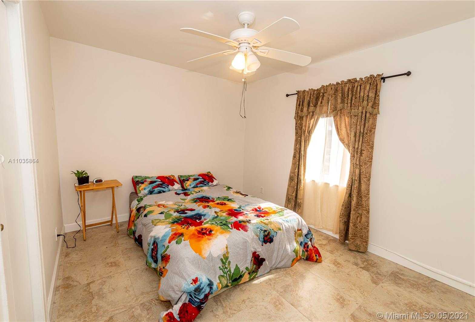 Small Image of 4633 NORTH ANDREWS AVE, Oakland Park Number 16