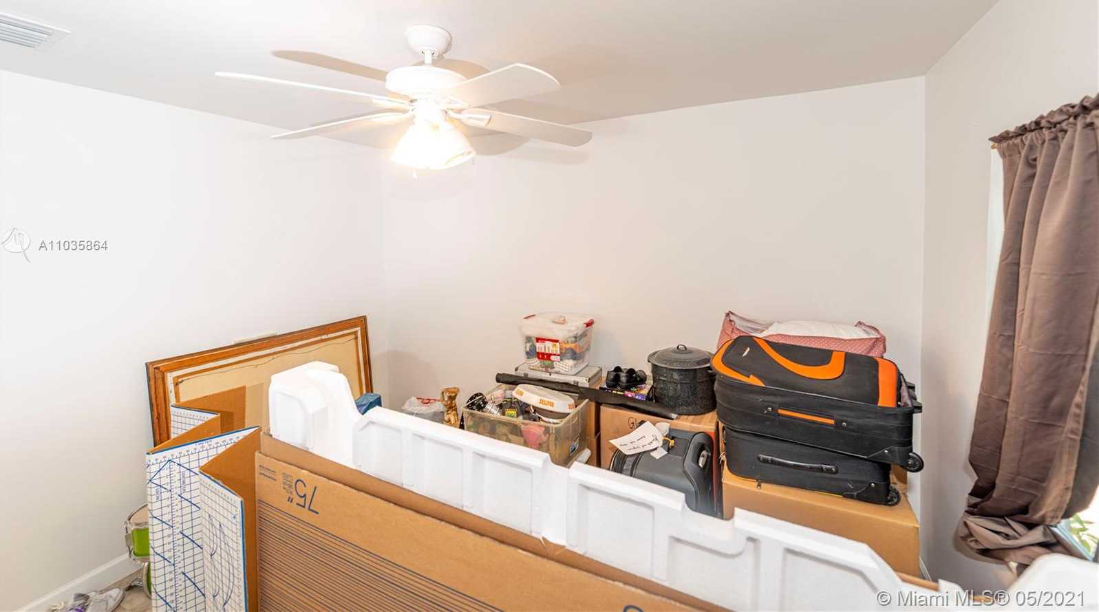 Small Image of 4633 NORTH ANDREWS AVE, Oakland Park Number 21