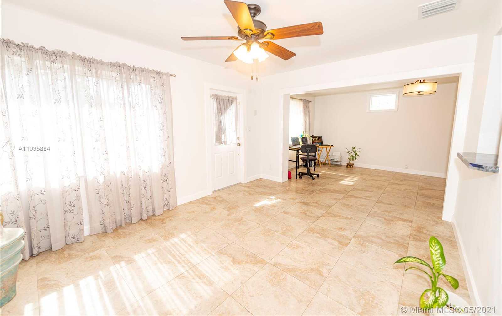Small Image of 4633 NORTH ANDREWS AVE, Oakland Park Number 7