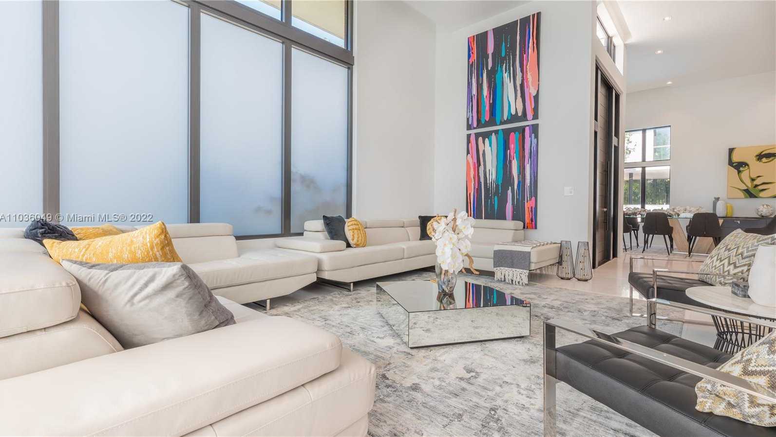 Small Image of 2140 SOUTH MIAMI AVE, Miami Number 11