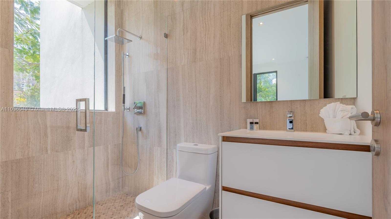 Small Image of 2140 SOUTH MIAMI AVE, Miami Number 23