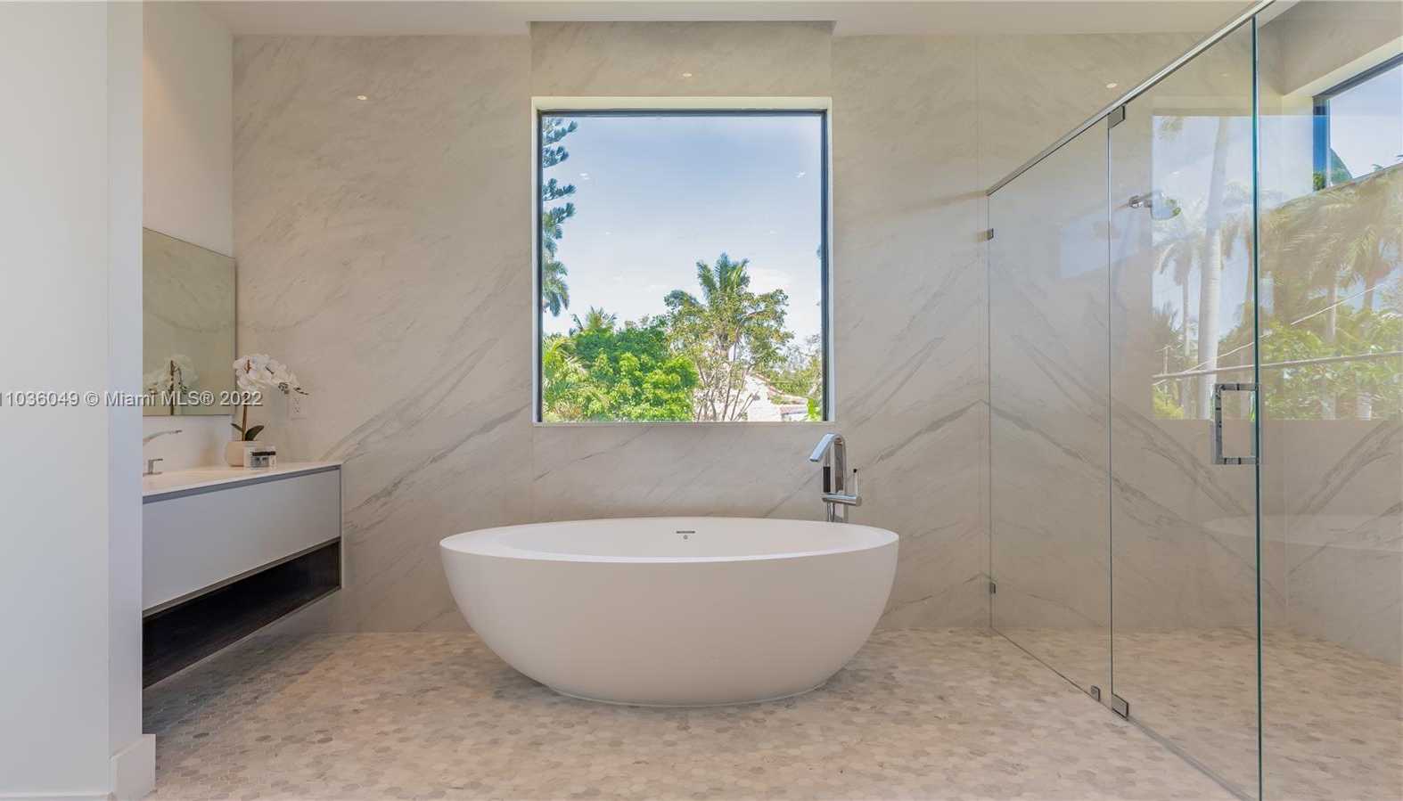 Small Image of 2140 SOUTH MIAMI AVE, Miami Number 40