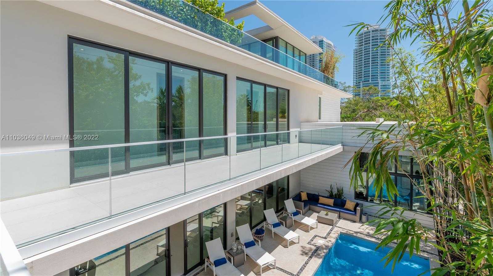 Small Image of 2140 SOUTH MIAMI AVE, Miami Number 44