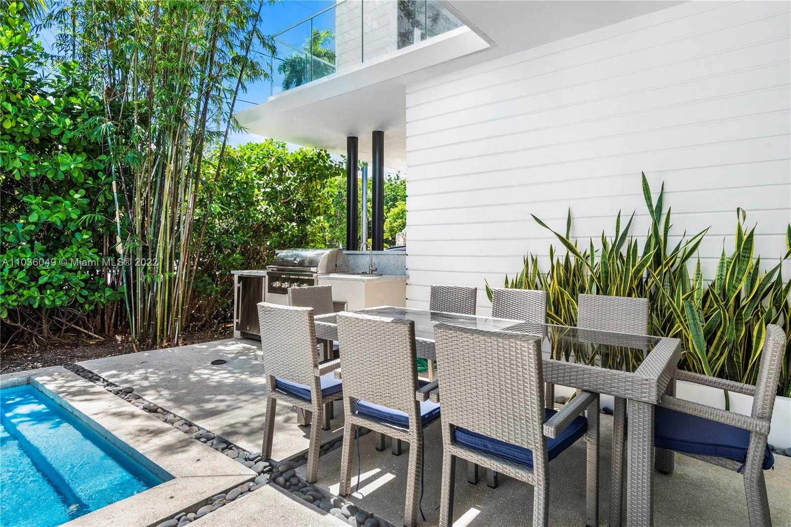 Small Image of 2140 SOUTH MIAMI AVE, Miami Number 6
