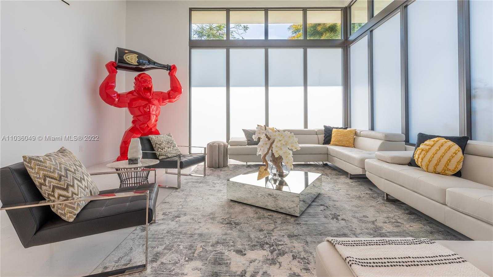 Small Image of 2140 SOUTH MIAMI AVE, Miami Number 9