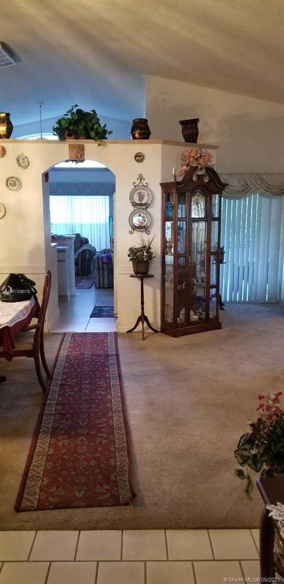 Small Image of 5544 NORTH WEST 54TH CIR, Coconut Creek Number 4
