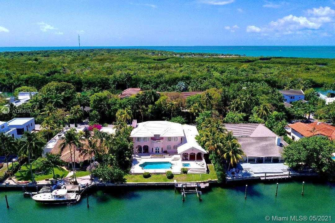 Small Image of 131 CAPE FLORIDA DR, Key Biscayne Number 2