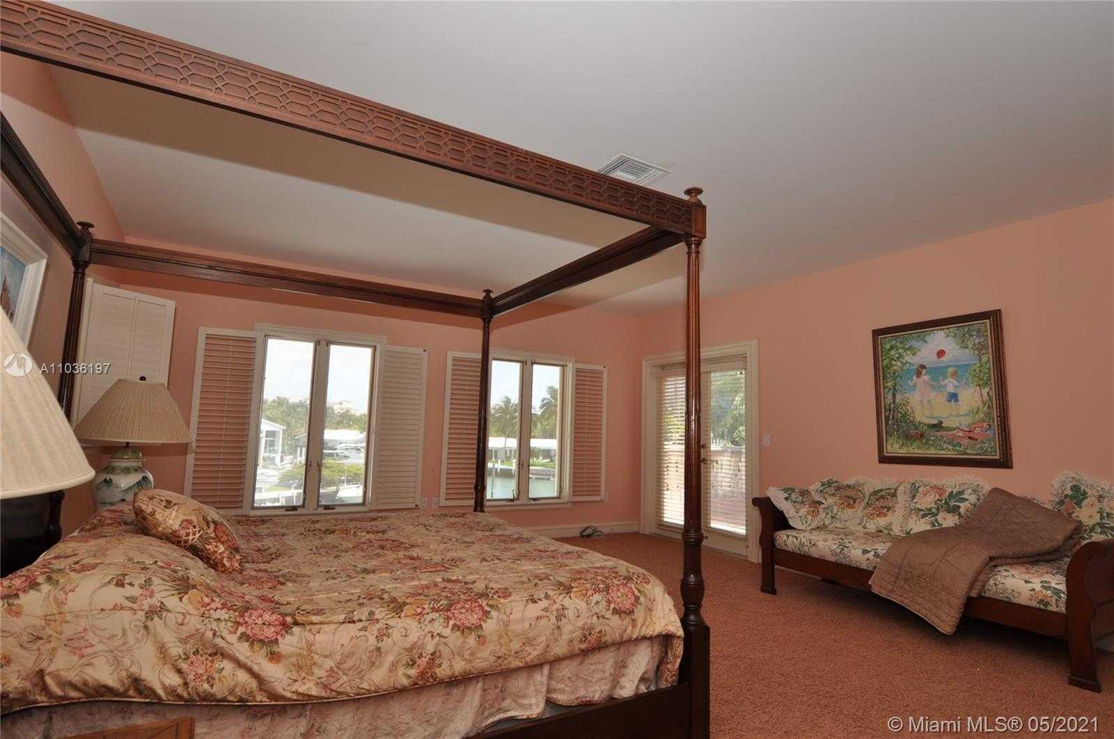 Small Image of 131 CAPE FLORIDA DR, Key Biscayne Number 6