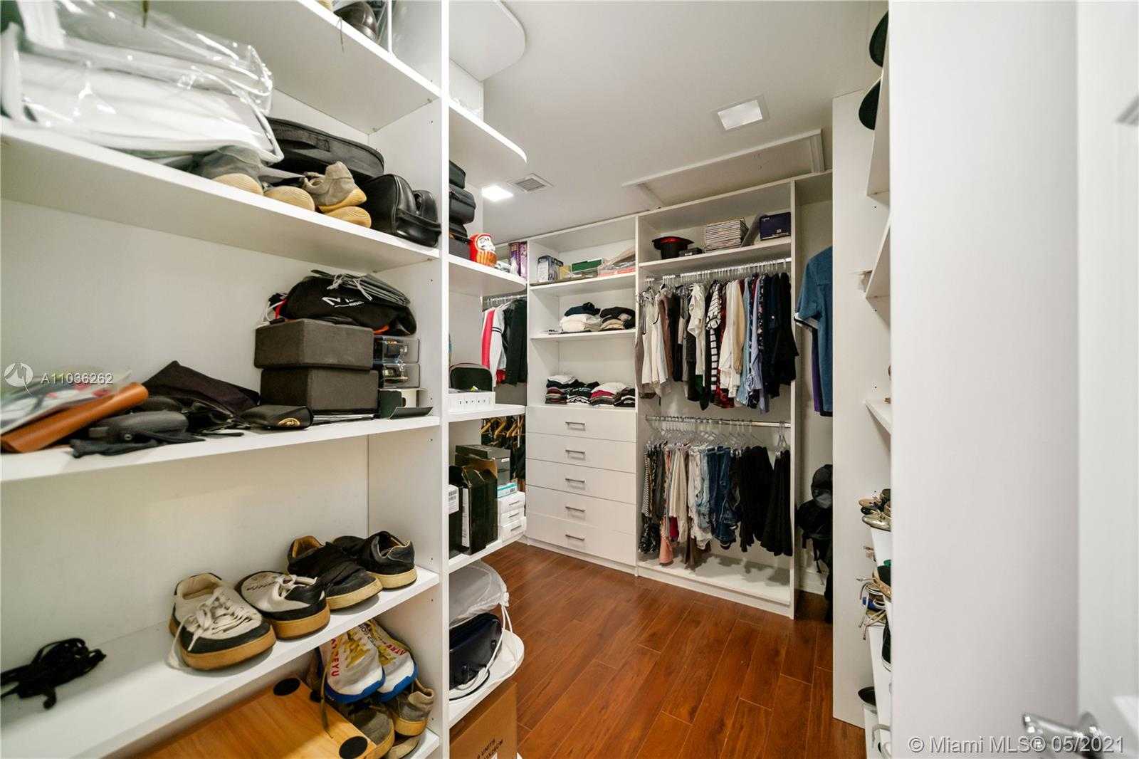 Small Image of 3172 NORTH EAST 211TH ST, Aventura Number 20