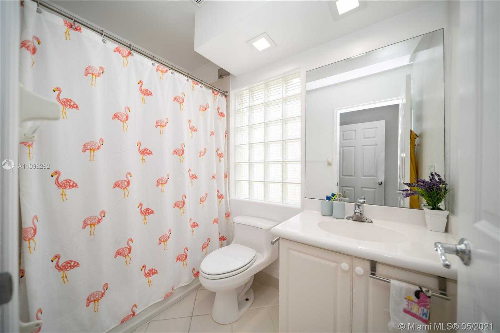 Small Image of 3172 NORTH EAST 211TH ST, Aventura Number 27