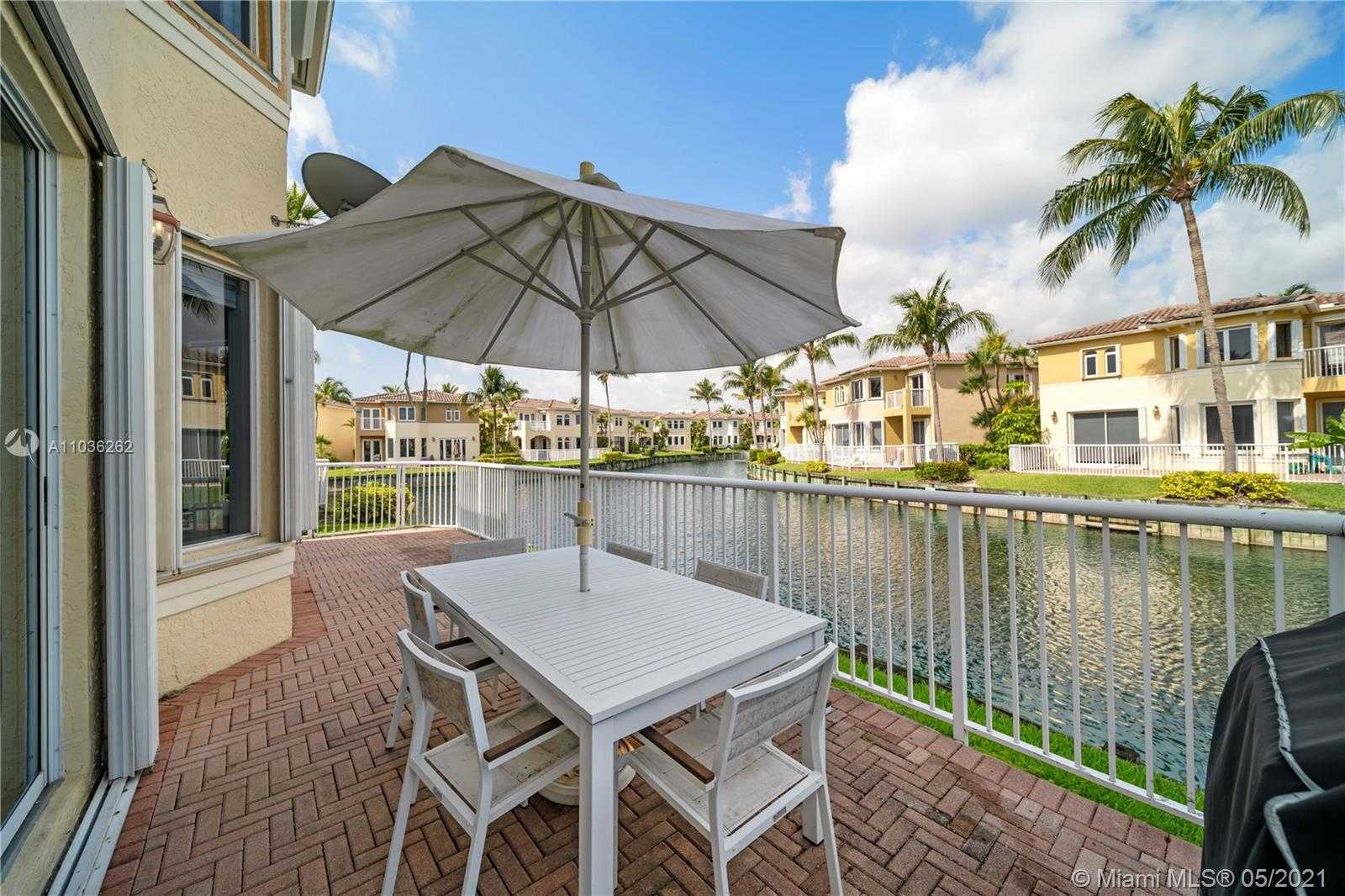Small Image of 3172 NORTH EAST 211TH ST, Aventura Number 4