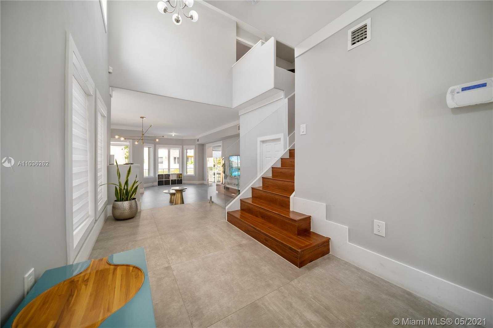 Small Image of 3172 NORTH EAST 211TH ST, Aventura Number 5