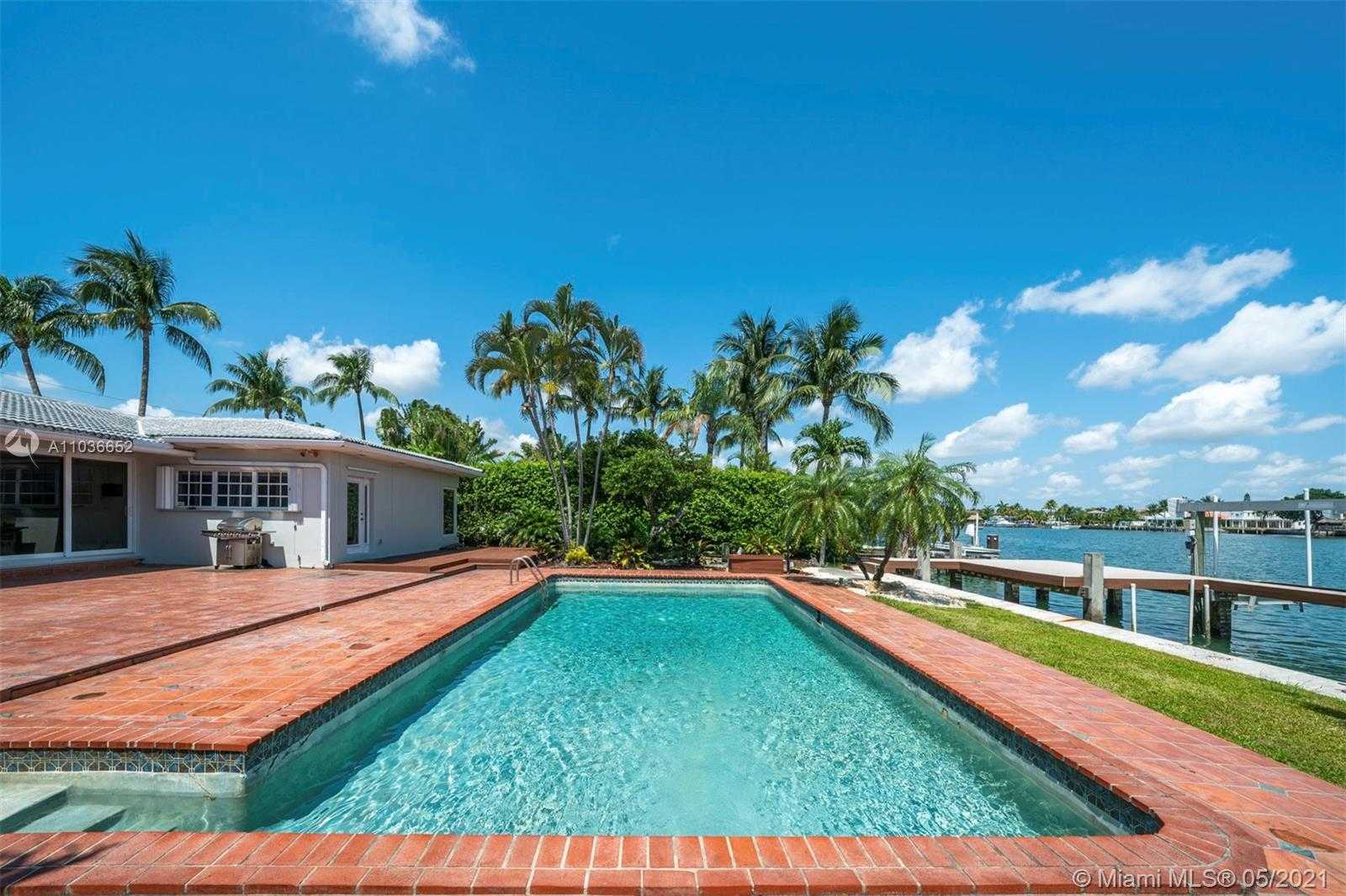Small Image of 345 NORTH SHORE DR, Miami Beach Number 16