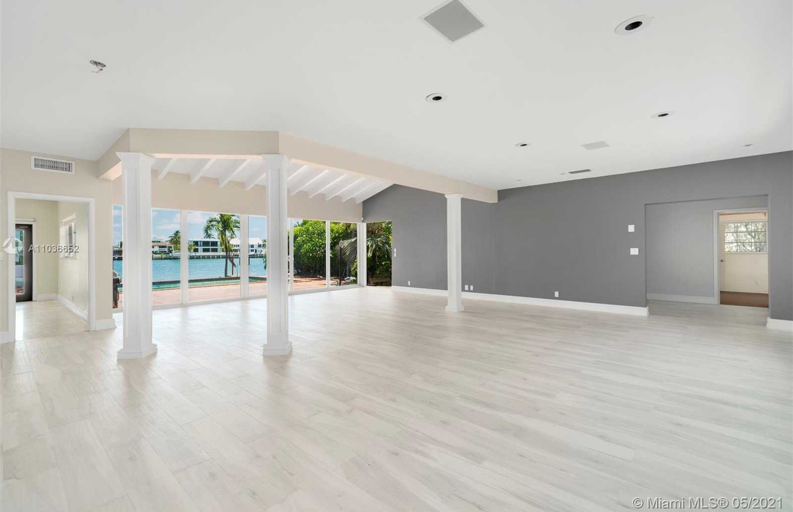Small Image of 345 NORTH SHORE DR, Miami Beach Number 7