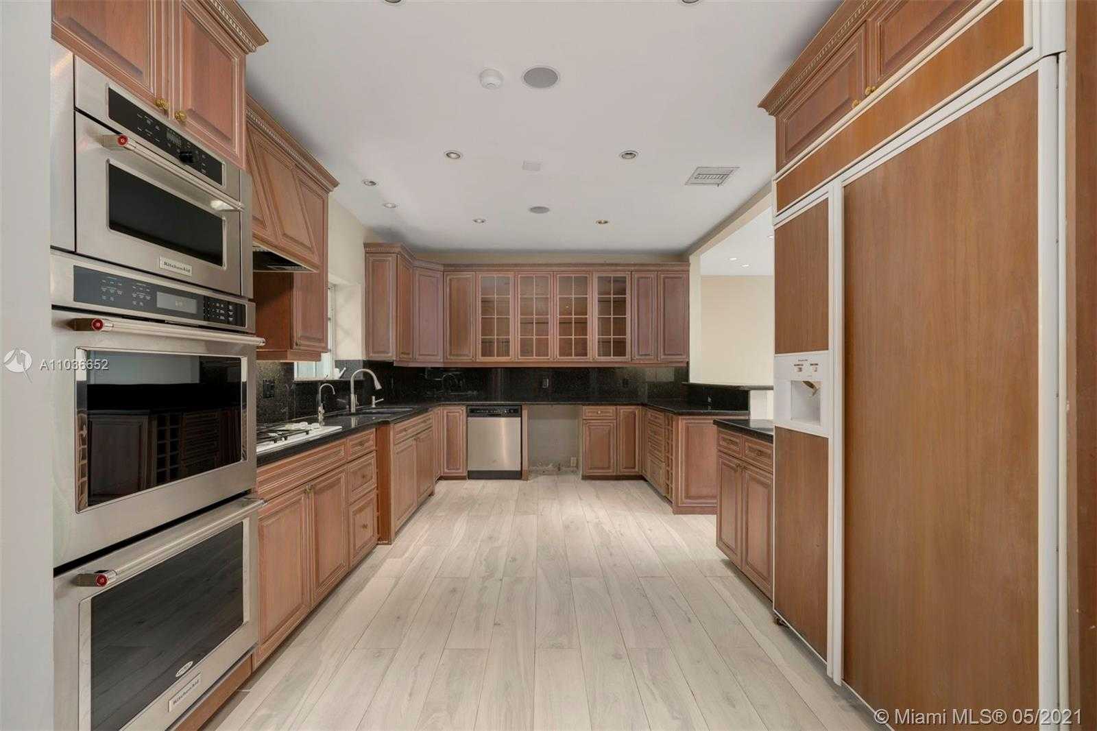 Small Image of 345 NORTH SHORE DR, Miami Beach Number 9