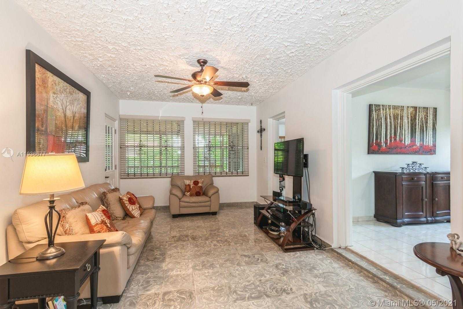 Small Image of 720 SOUTH WEST 27TH RD, Miami Number 6