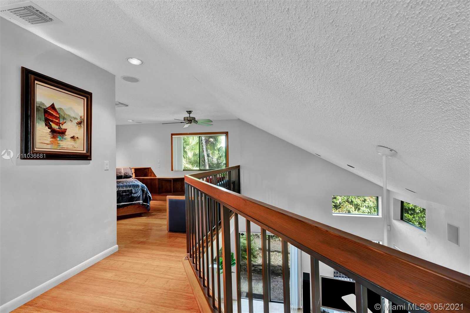 Small Image of 9573 SOUTH WEST 148TH AVENUE CIR N, Miami Number 12