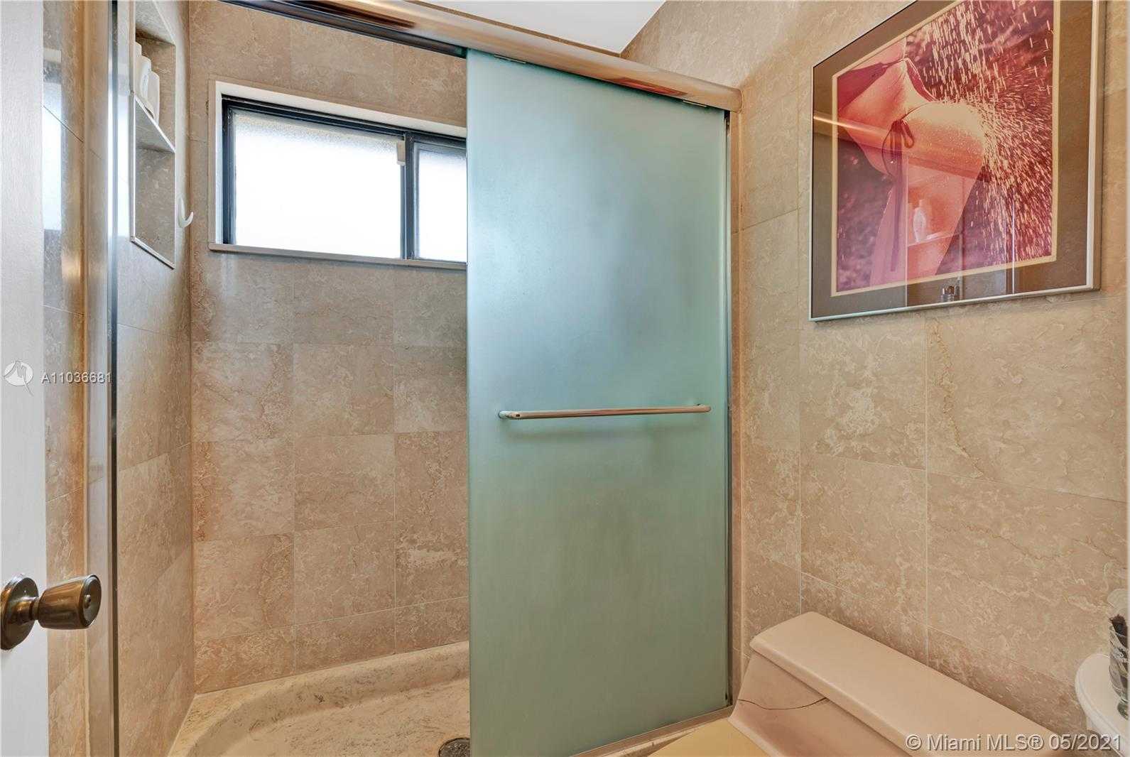 Small Image of 9573 SOUTH WEST 148TH AVENUE CIR N, Miami Number 16