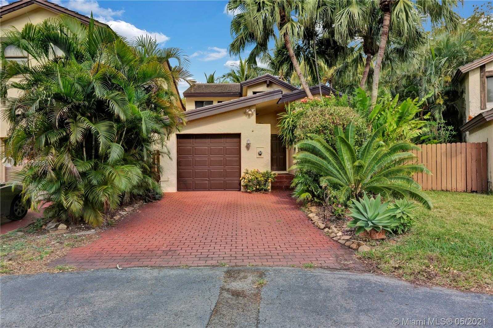 Small Image of 9573 SOUTH WEST 148TH AVENUE CIR N, Miami Number 19