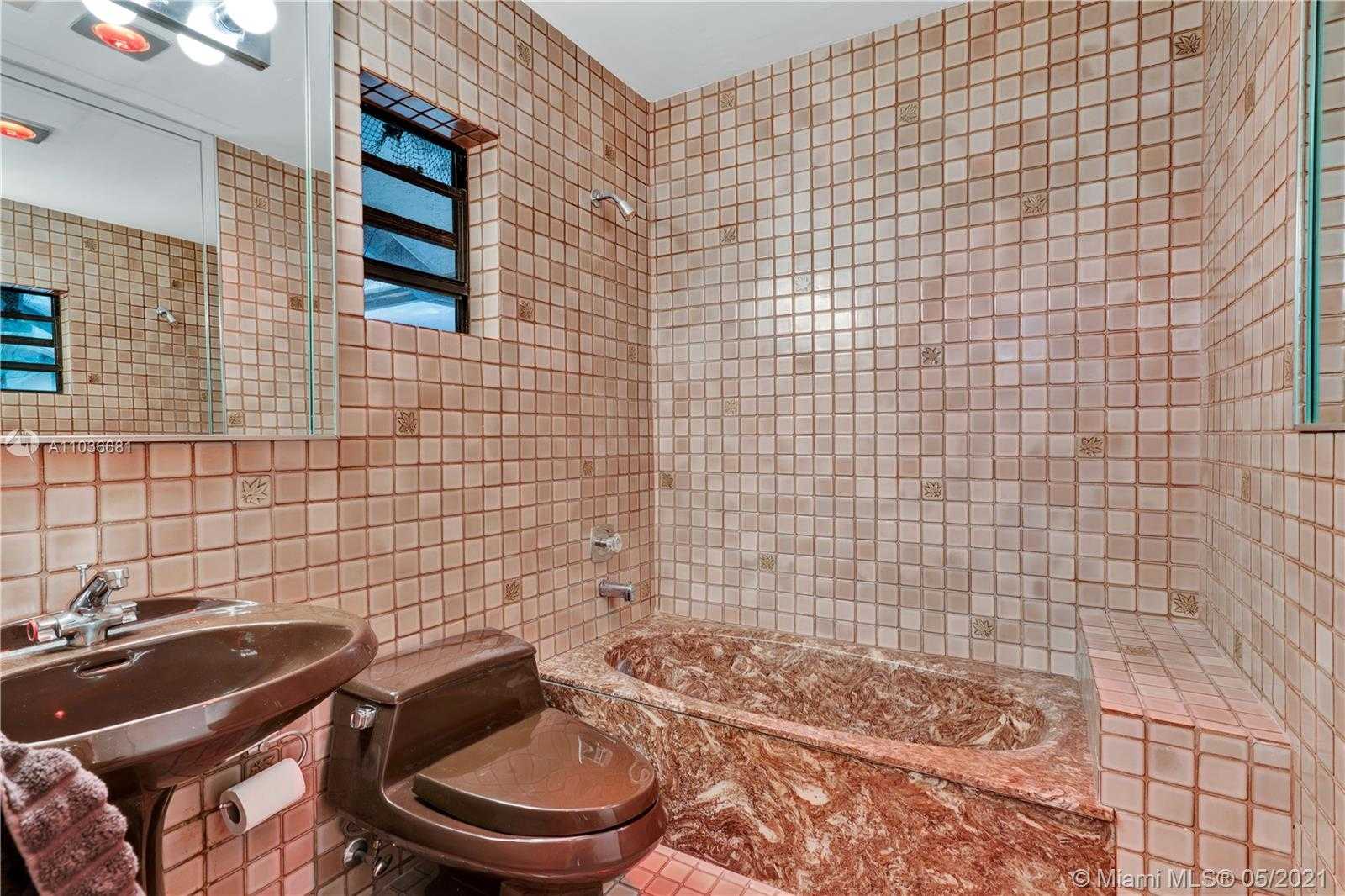 Small Image of 9573 SOUTH WEST 148TH AVENUE CIR N, Miami Number 20