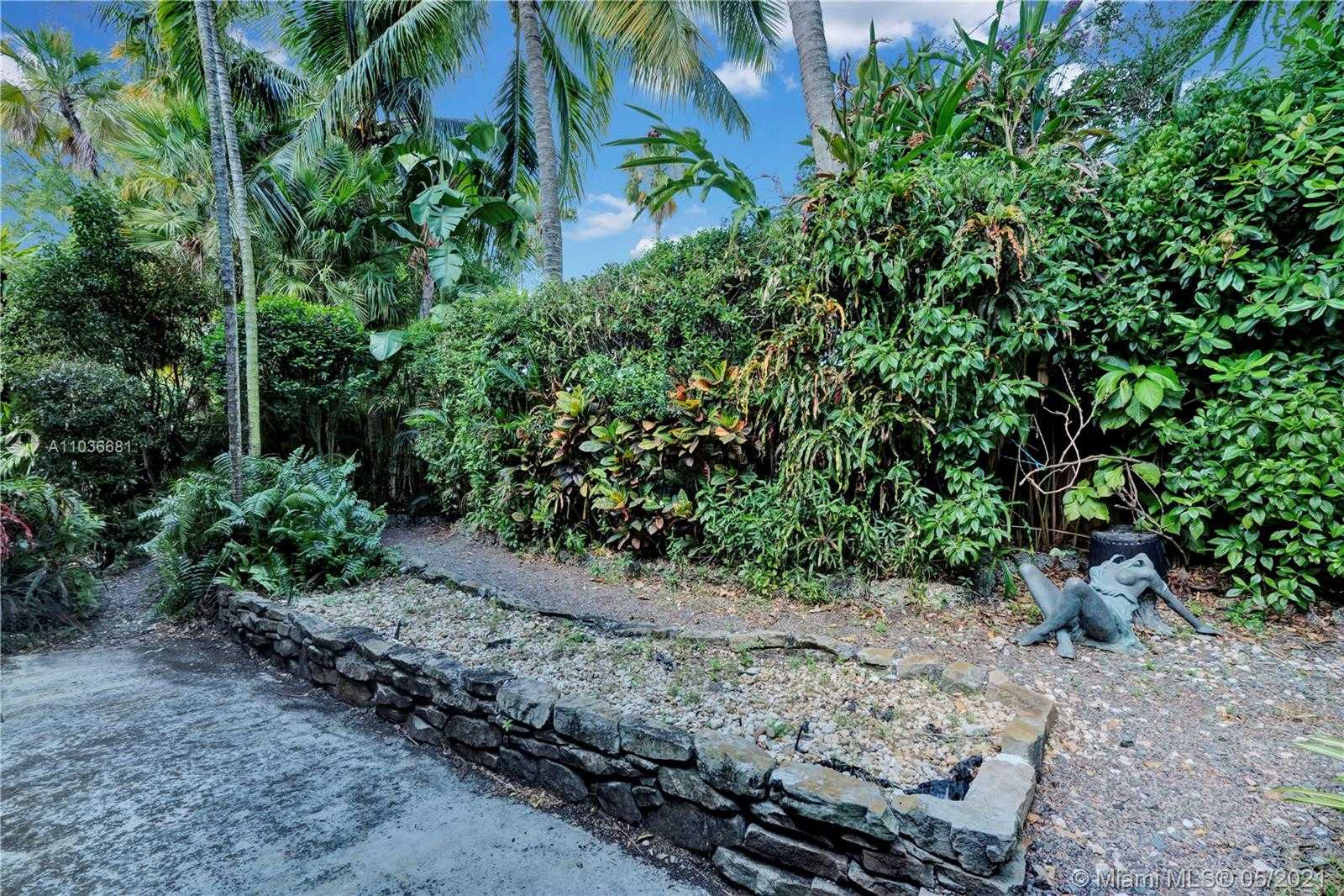 Small Image of 9573 SOUTH WEST 148TH AVENUE CIR N, Miami Number 26