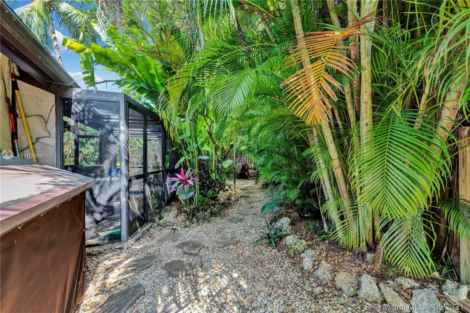 Small Image of 9573 SOUTH WEST 148TH AVENUE CIR N, Miami Number 28
