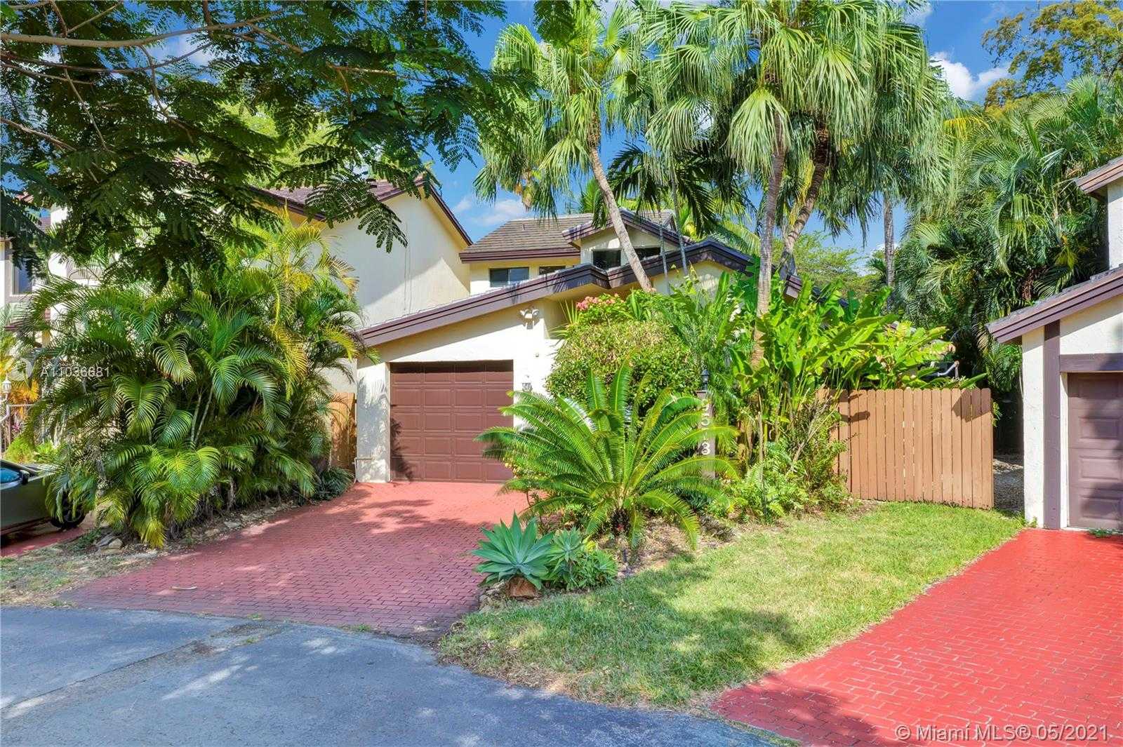 Small Image of 9573 SOUTH WEST 148TH AVENUE CIR N, Miami Number 32