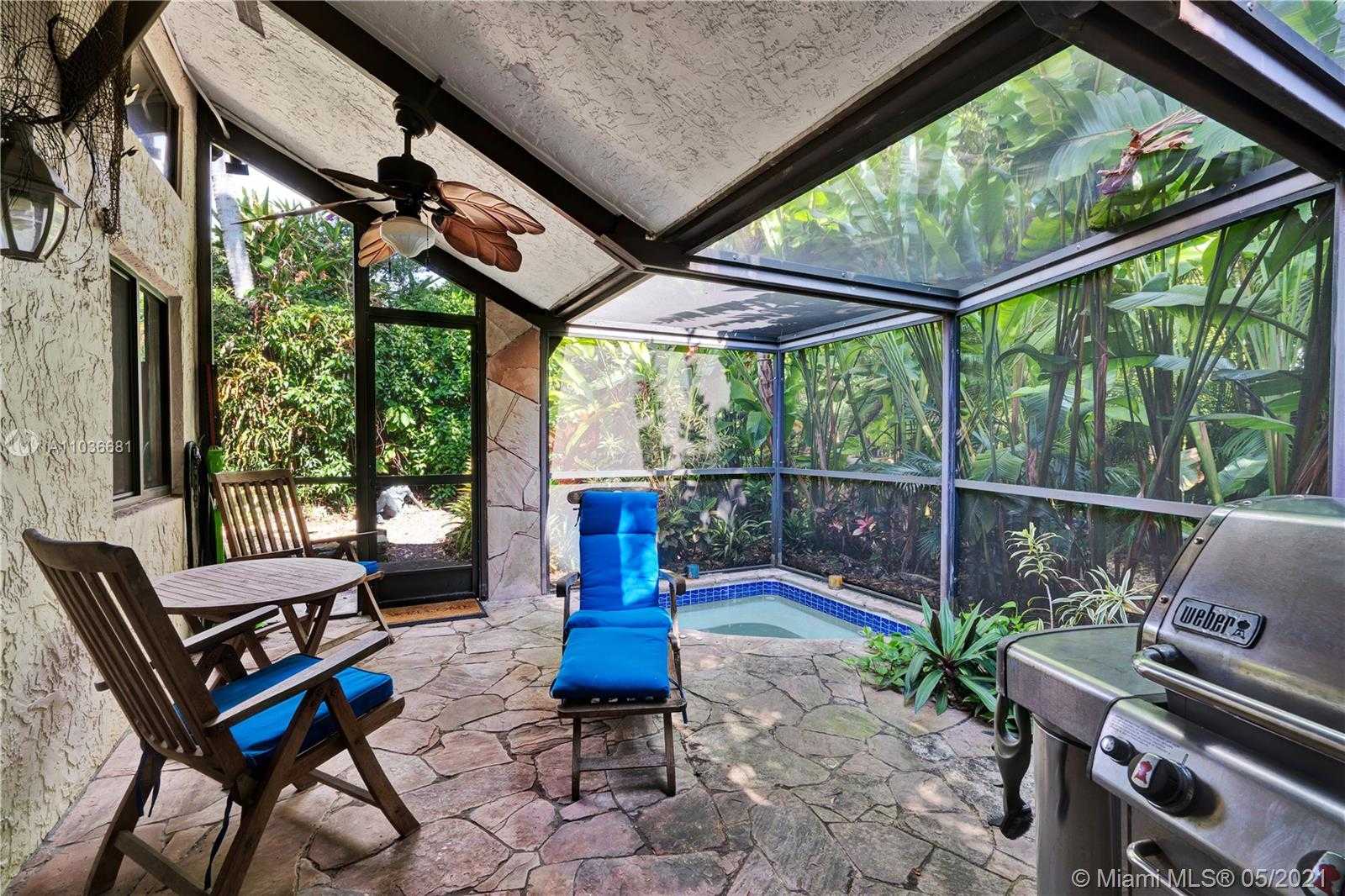 Small Image of 9573 SOUTH WEST 148TH AVENUE CIR N, Miami Number 7