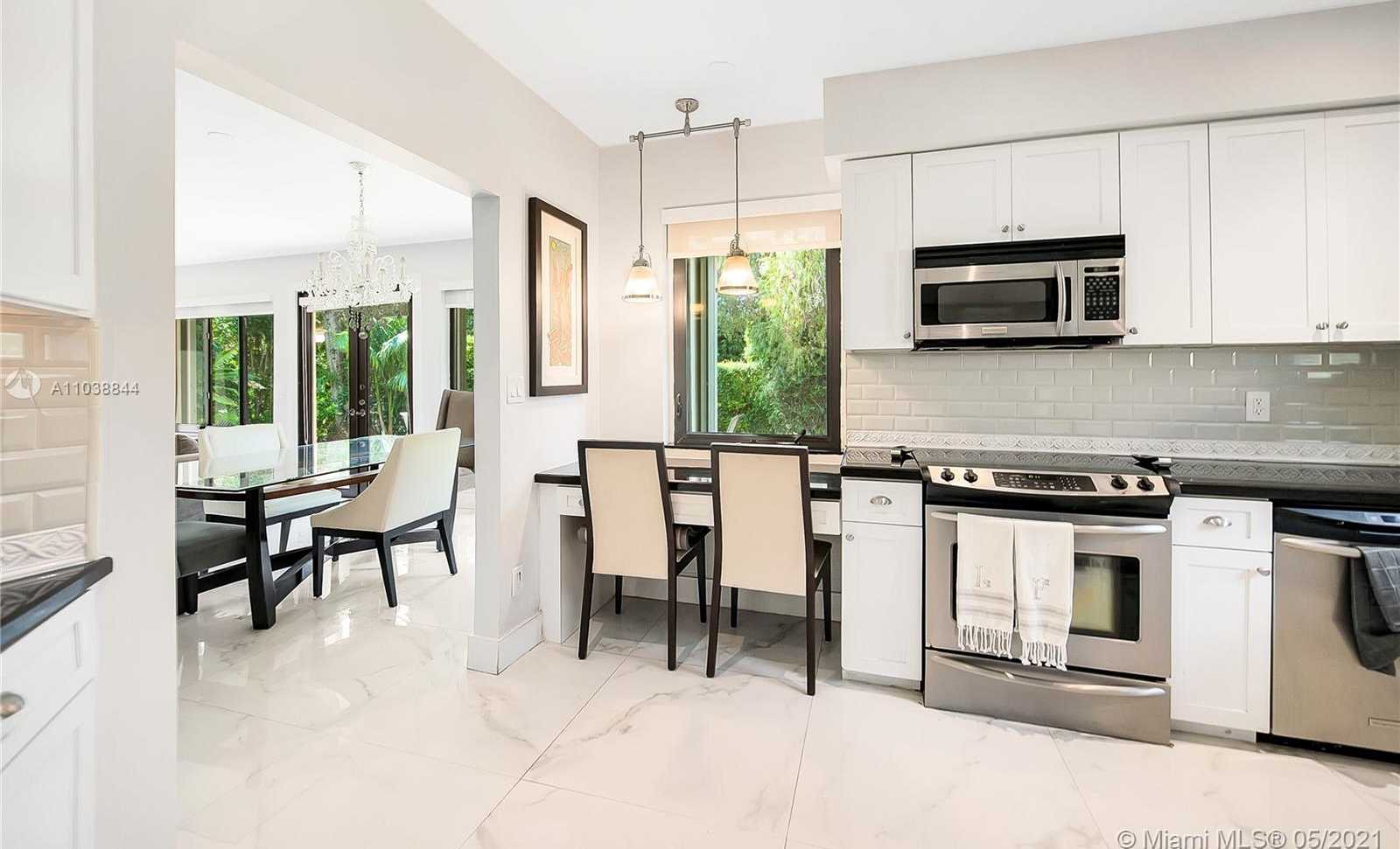 Small Image of 1020 NORTH EAST 98TH ST, Miami Shores Number 12