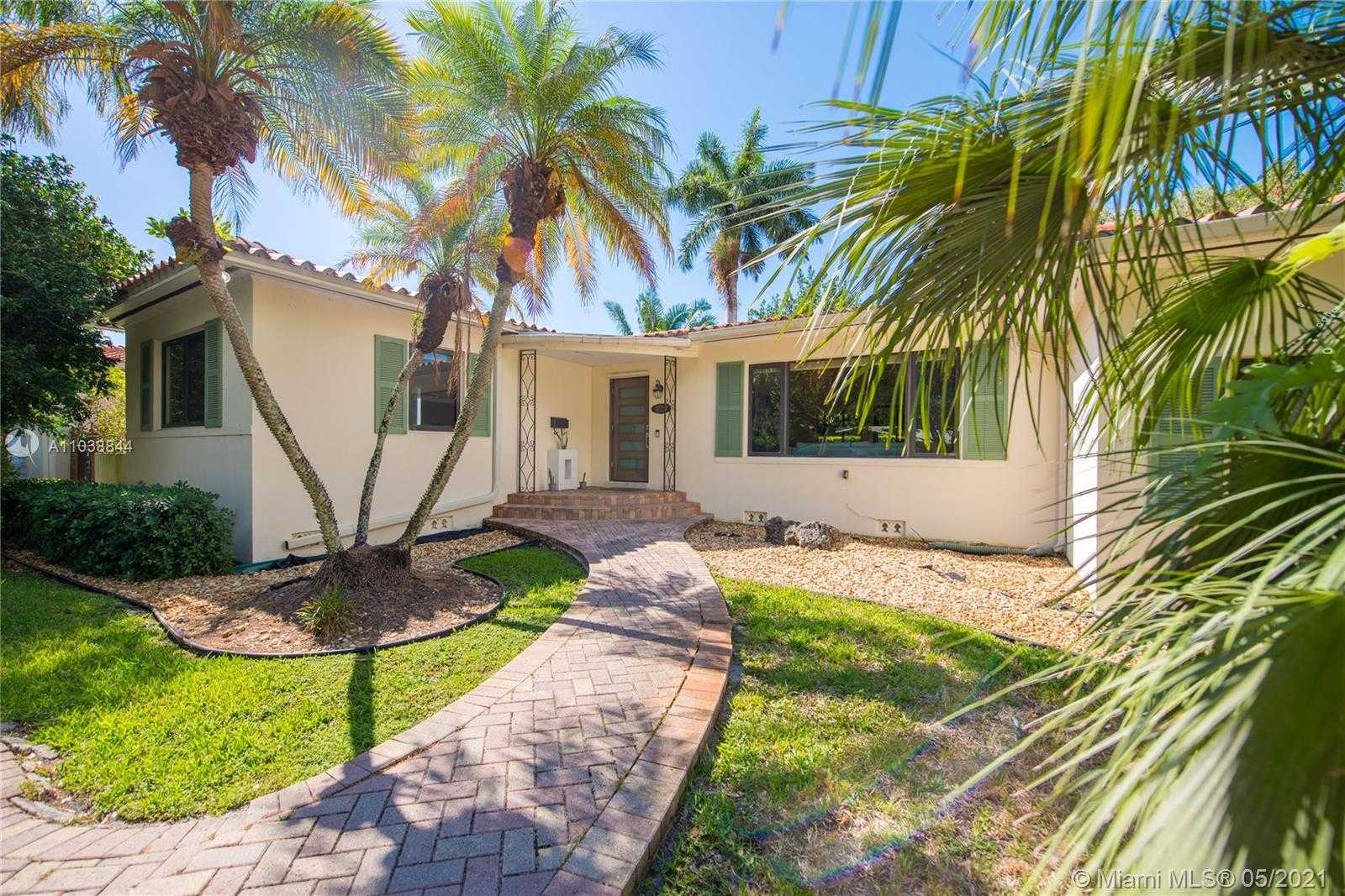 Small Image of 1020 NORTH EAST 98TH ST, Miami Shores Number 2