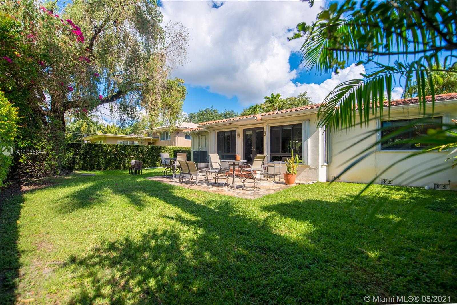 Small Image of 1020 NORTH EAST 98TH ST, Miami Shores Number 20
