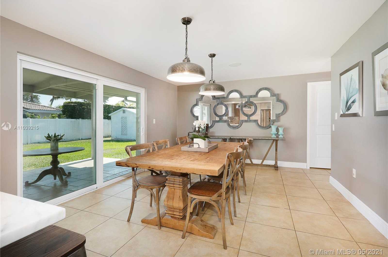 Small Image of 5850 SOUTH WEST 56 TER, South Miami Number 12